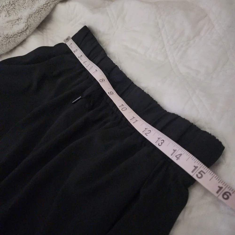 Athetic Women Black Skort Med 8-10